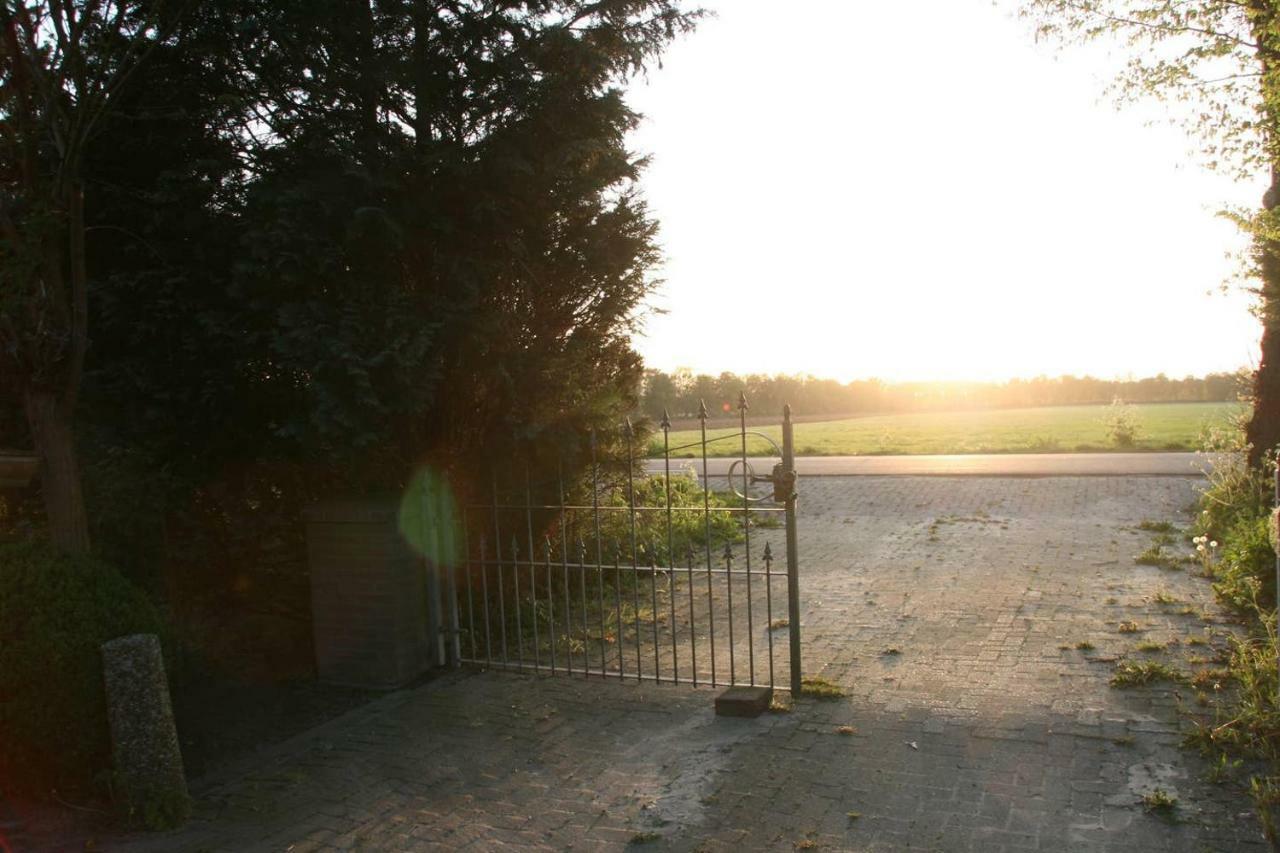 Villa Vegawagen Psyche, Een Sprookje In Coevorden Exterior foto